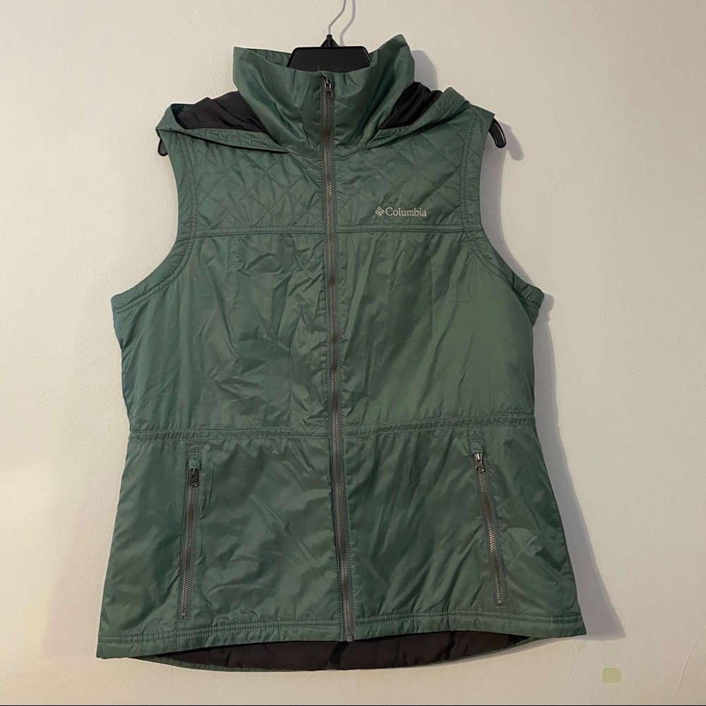 Columbia Hooded Vest